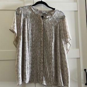 Floral Dove Grey Pin Tucked Blouse - XXL